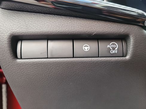 Certified 2026 Nissan Kicks SR FWD image 29