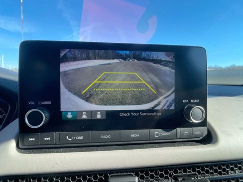 Certified 2023 Honda HR-V LX image 17