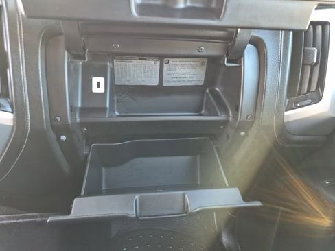 Used 2017 GMC Sierra 1500 SLE w/ SLE Value Package image 28