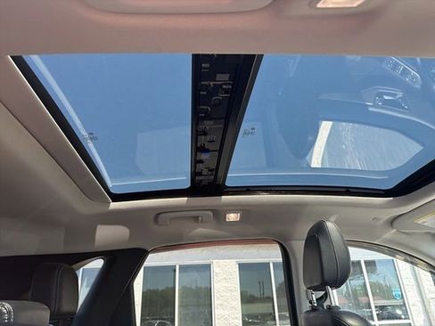 Used 2022 Ford Escape SEL AWD/4WD image 12