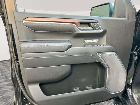 Used 2024 GMC Sierra 1500 Denali w/ Technology Package AWD/4WD image 26