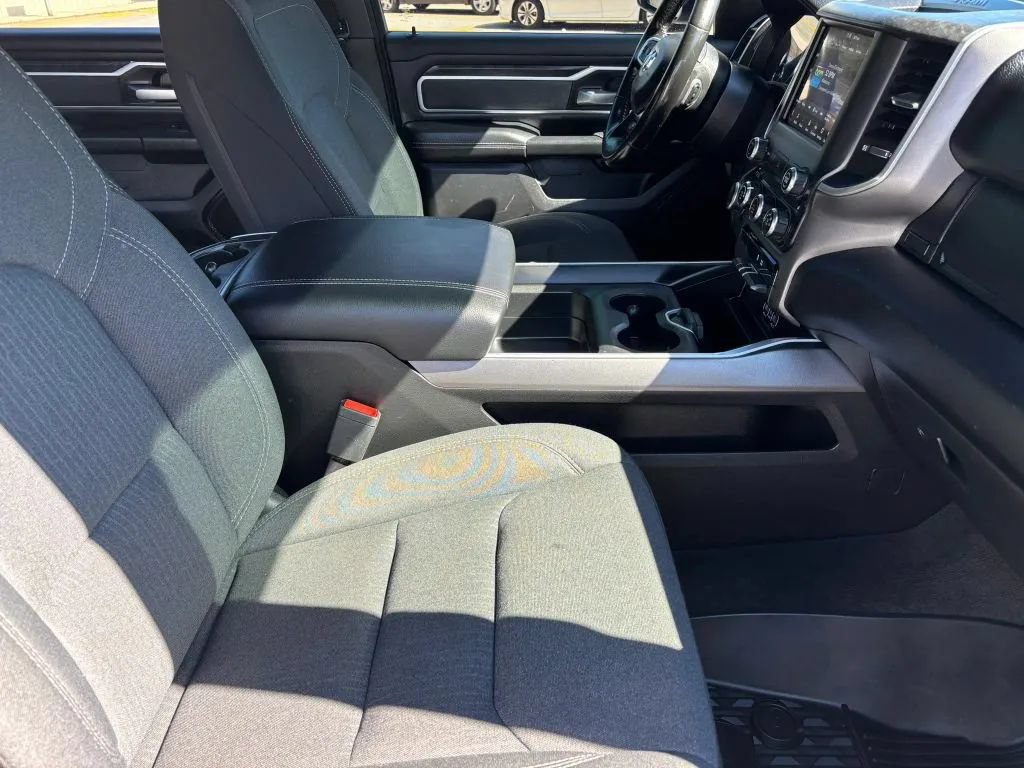 Used 2021 RAM 1500 Big Horn AWD/4WD image 17
