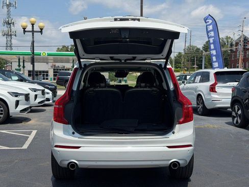 Used 2019 Volvo XC90 T5 Momentum w/ Protection Package Premier AWD/4WD image 5