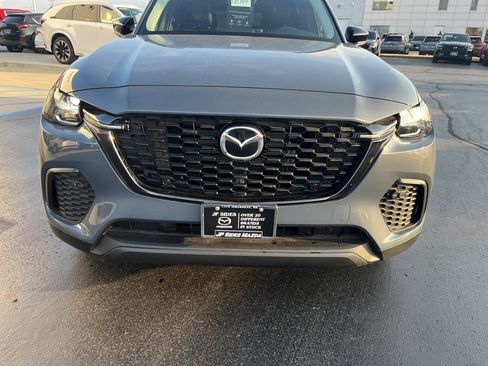 Certified 2025 MAZDA CX-70 3.3 Turbo w/ Preferred Package image 4