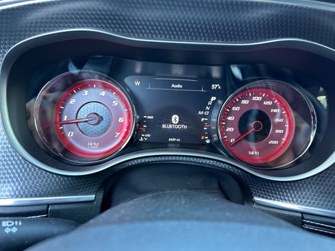Used 2022 Dodge Charger SRT Hellcat w/ Harman/Kardon Audio Group image 13