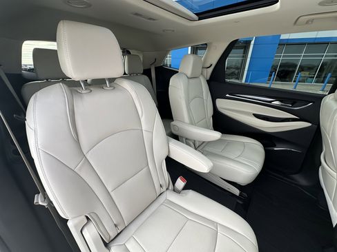 Used 2024 Buick Enclave Premium w/ Experience Buick Package image 39