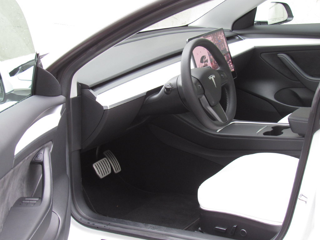 Used 2021 Tesla Model 3 Performance AWD/4WD image 9