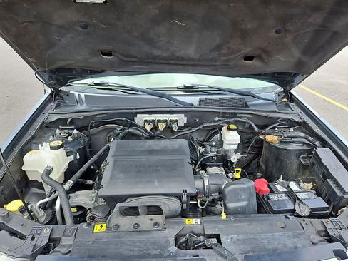 Used 2011 Ford Escape Limited w/ 302A Rapid Spec Order Code FWD image 29