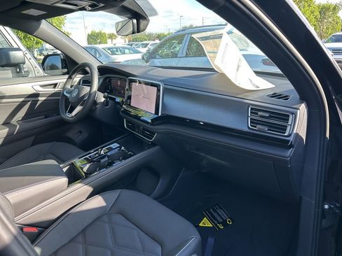 New 2026 Volkswagen Atlas Cross Sport SE image 37