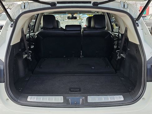 Used 2015 INFINITI QX60 AWD w/ Premium Package image 29