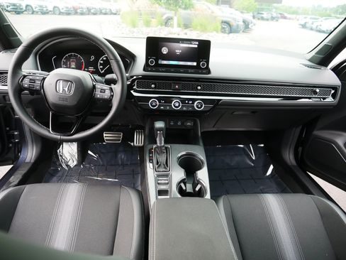 Used 2025 Honda Civic Sport image 21