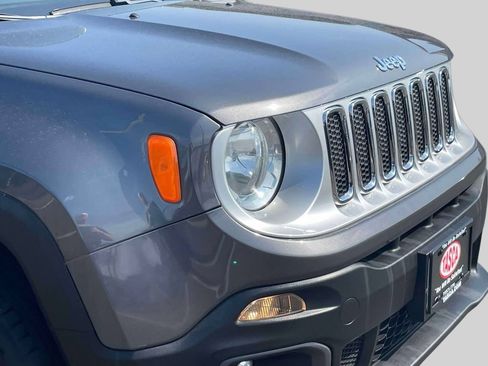 Used 2016 Jeep Renegade Limited w/ Trailer Tow Group AWD/4WD image 10