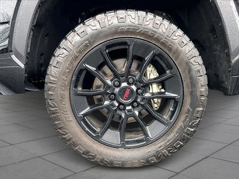 Used 2024 Toyota Tundra SR5 w/ SR5 Convenience Package image 11