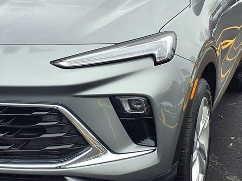 Used 2025 Buick Encore GX Preferred image 23