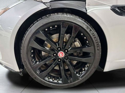 Used 2019 Jaguar F-TYPE Convertible RWD image 54