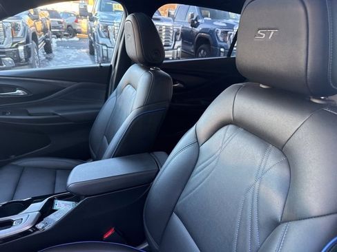 Used 2024 Buick Envista Sport Touring w/ Convenience I Package image 11