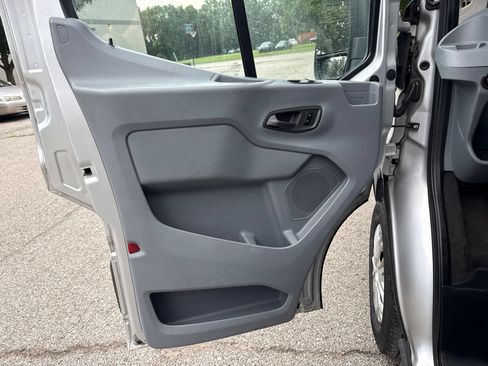 Used 2015 Ford Transit 350 XLT RWD image 10