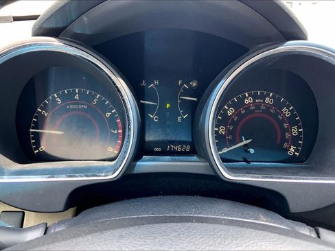 Used 2013 Toyota Highlander SE FWD image 26