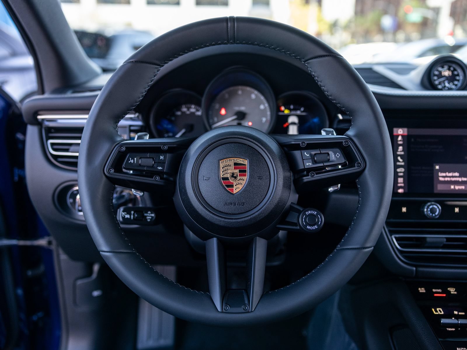 Certified 2026 Porsche Macan S AWD/4WD image 6