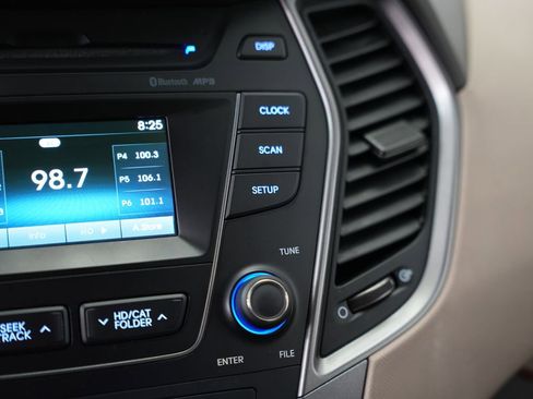 Used 2013 Hyundai Santa Fe Sport image 25