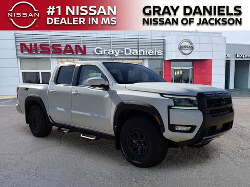 New 2026 Nissan Frontier PRO-4X w/ Pro-4x Convenience Package AWD/4WD image 1