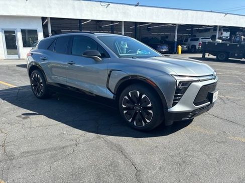 Used 2024 Chevrolet Blazer EV RS AWD/4WD image 2