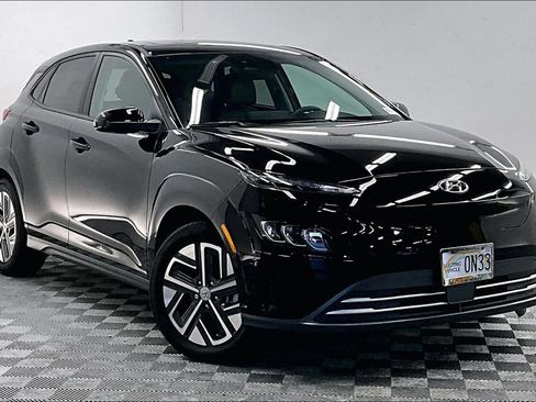 Used 2023 Hyundai Kona Limited FWD image 11