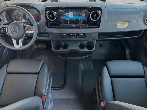 Used 2024 Mercedes-Benz Sprinter 144 Cargo image 12