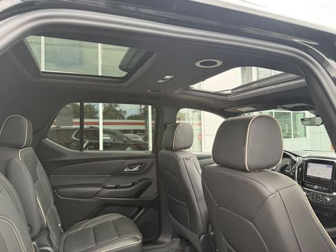 Used 2023 Chevrolet Traverse Premier w/ LPO, Floor Liner Package FWD image 27