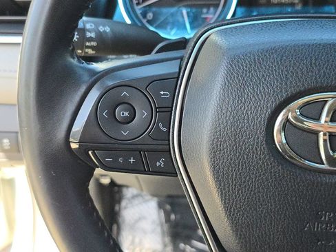Used 2018 Toyota Camry SE FWD image 22