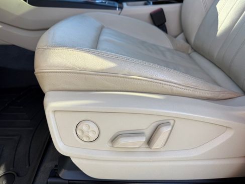 Used 2018 Audi Q5 2.0T Premium Plus w/ Premium Plus Package image 18