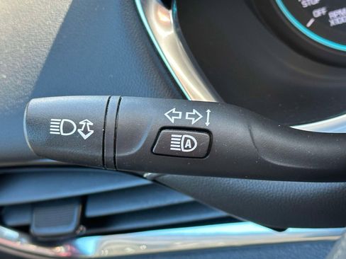 Certified 2023 Chevrolet Traverse LT w/ LT Premium Package image 23