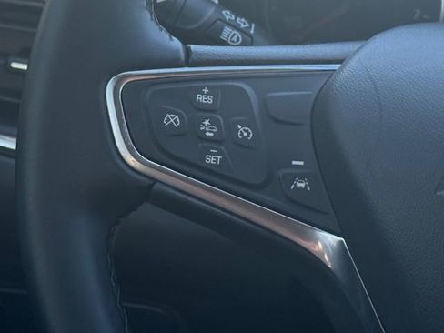 Used 2024 Chevrolet Equinox LT image 11