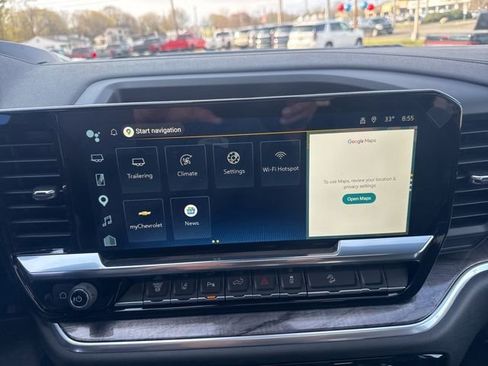 Used 2026 Chevrolet Silverado 2500 LTZ w/ LTZ Premium Package AWD/4WD image 12