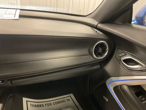 Used 2016 Chevrolet Camaro SS RWD image 31
