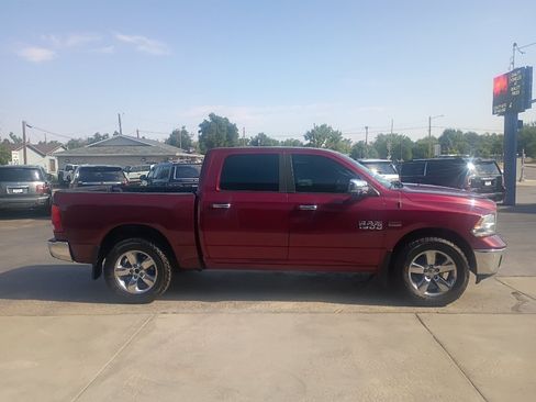 Used 2017 RAM 1500 Big Horn AWD/4WD image 5