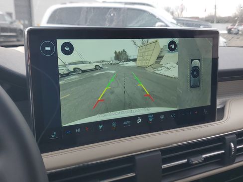 New 2026 Lincoln Corsair Premiere image 21