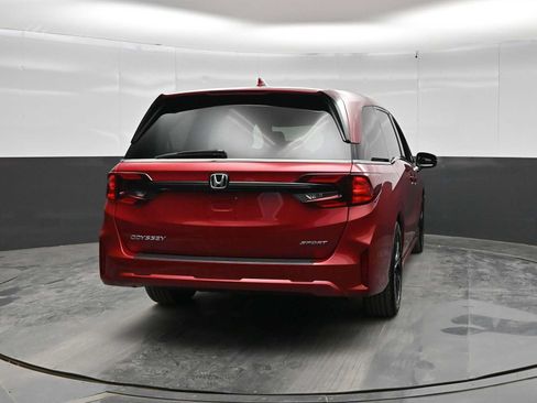 Used 2025 Honda Odyssey Sport-L image 6
