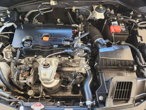 Certified 2024 Honda HR-V LX image 29