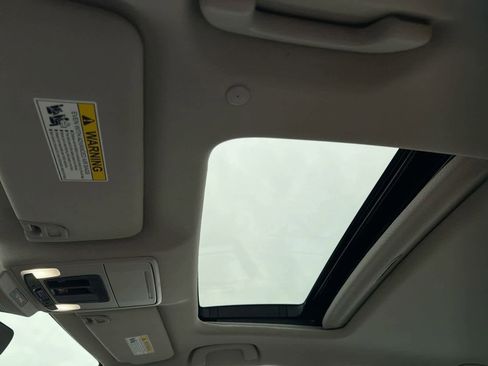 Used 2023 Honda Accord Touring image 20