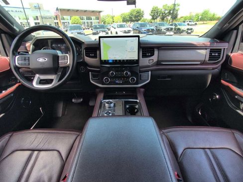 Used 2024 Ford Expedition Max Limited AWD/4WD image 15