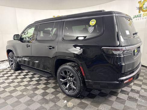 New 2026 Jeep Grand Wagoneer Limited AWD/4WD image 6
