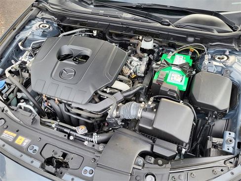 Used 2024 MAZDA MAZDA3 s image 23