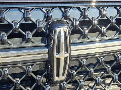 New 2025 Lincoln Navigator Reserve w/ Jet Appearance Package image 22