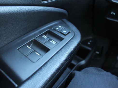 Used 2017 Honda Pilot Touring image 28