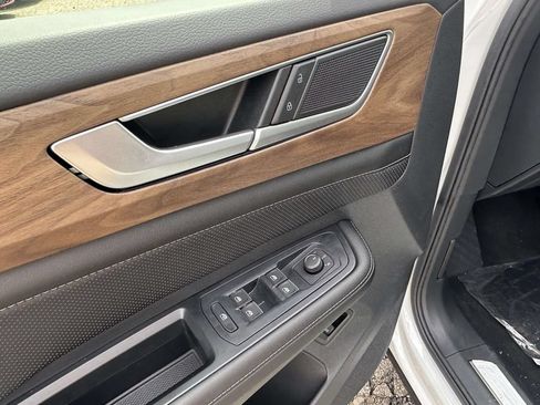 New 2026 Volkswagen Atlas SE AWD/4WD image 13