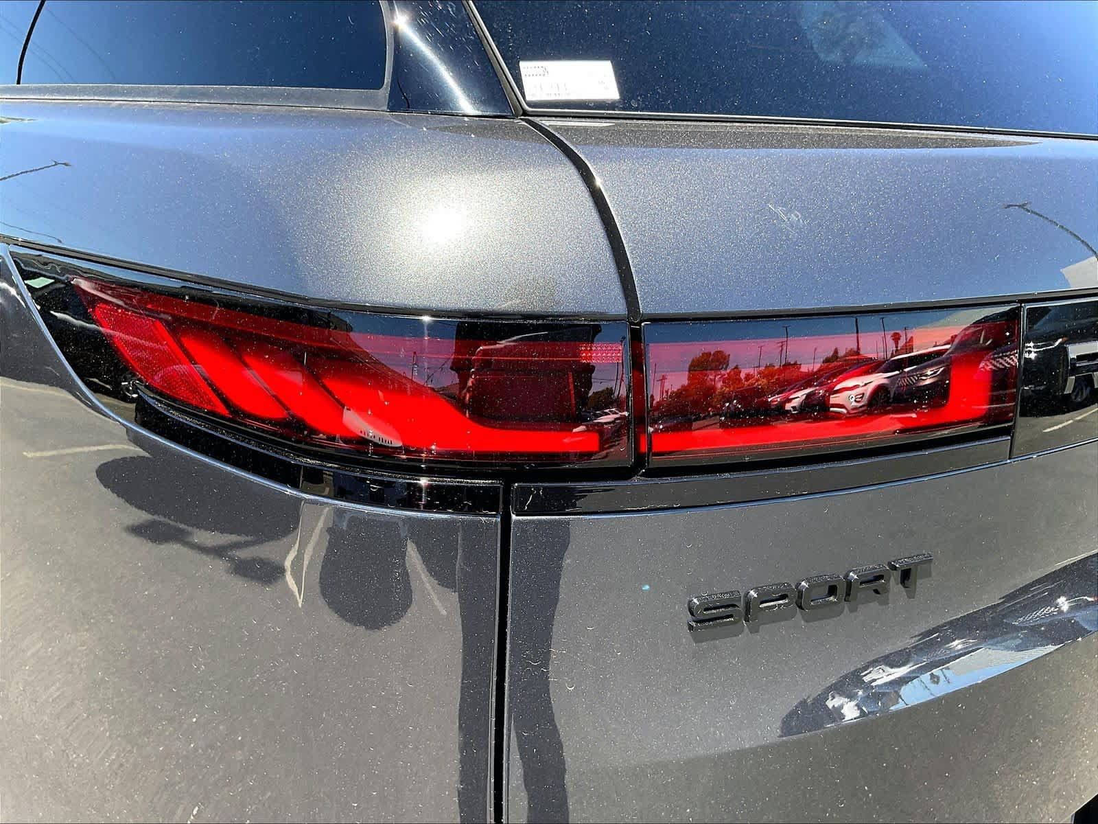 New 2026 Land Rover Range Rover Sport Dynamic SE AWD/4WD image 25