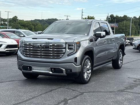 Used 2026 GMC Sierra 1500 Denali w/ Denali Reserve Package AWD/4WD image 11