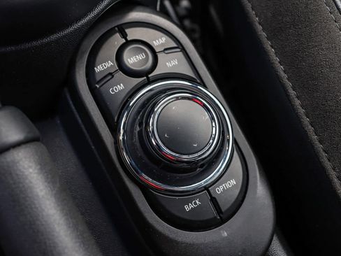 Used 2023 MINI Cooper S image 24