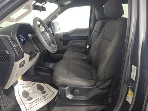 Used 2019 Ford F150 XL w/ Equipment Group 101A Mid AWD/4WD image 4